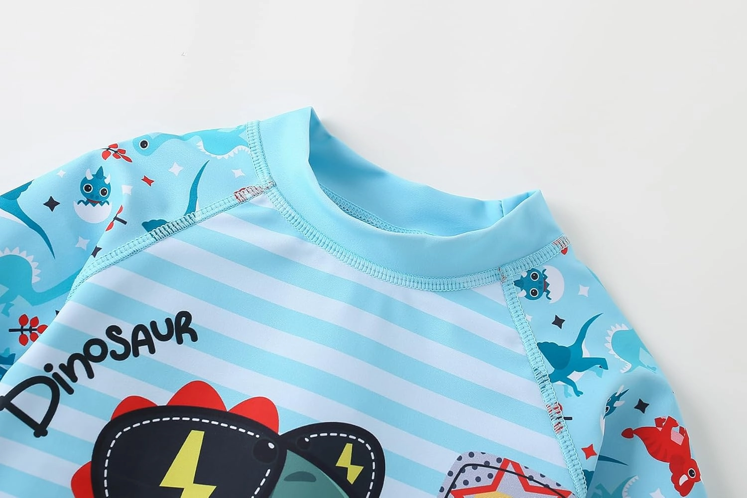 AIWUHE Toddler Boys Swimsuit Set Rash Guard Boys' Swimwear Two Piece Bathing Suit and Swim Trunk with Hat UPF 50  3-8Y