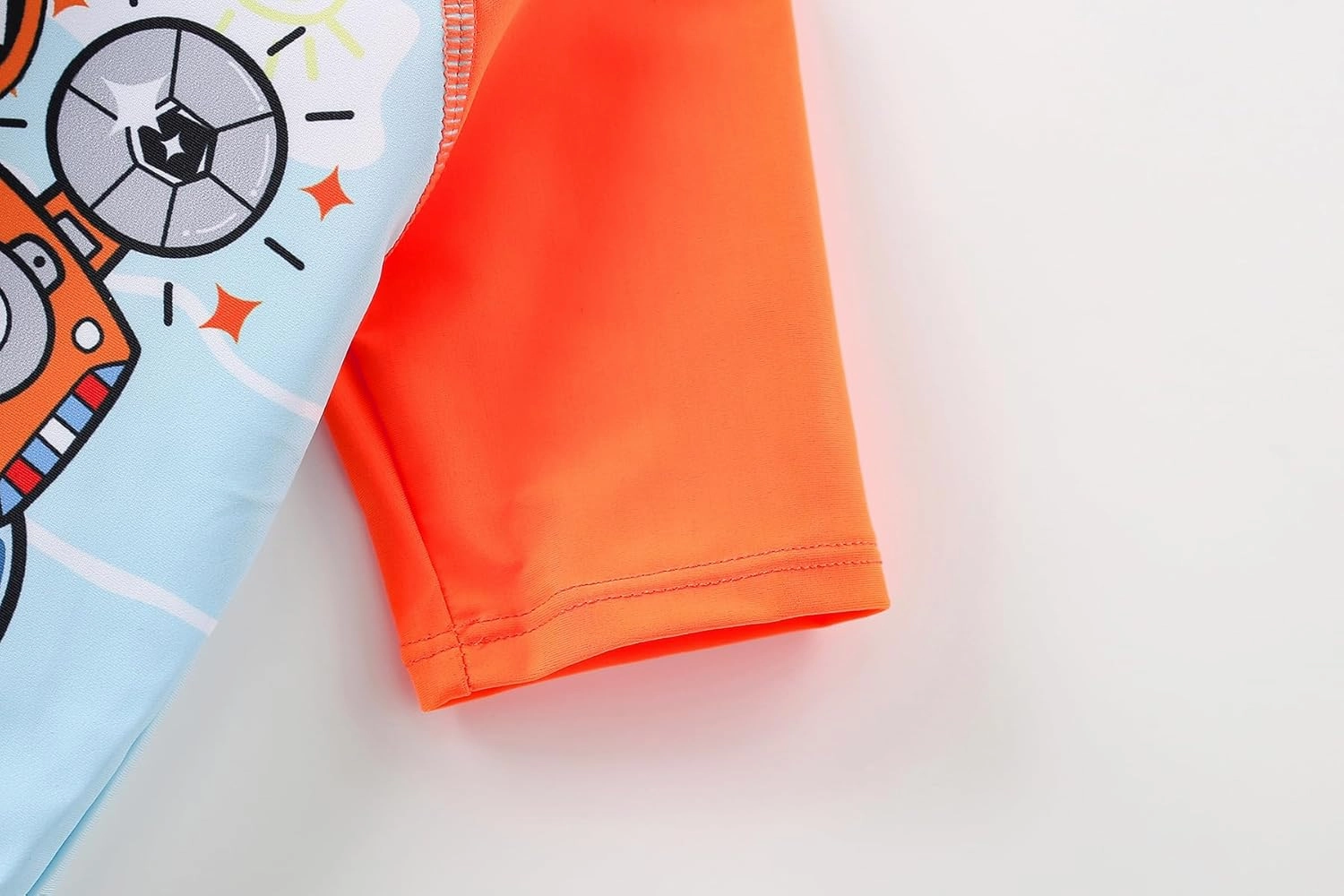AIWUHE Toddler Boys Swimsuit Set Two Piece Shark Bathing Suit Boys' Swimwear Trunk and Rashguard Set 2-7Y