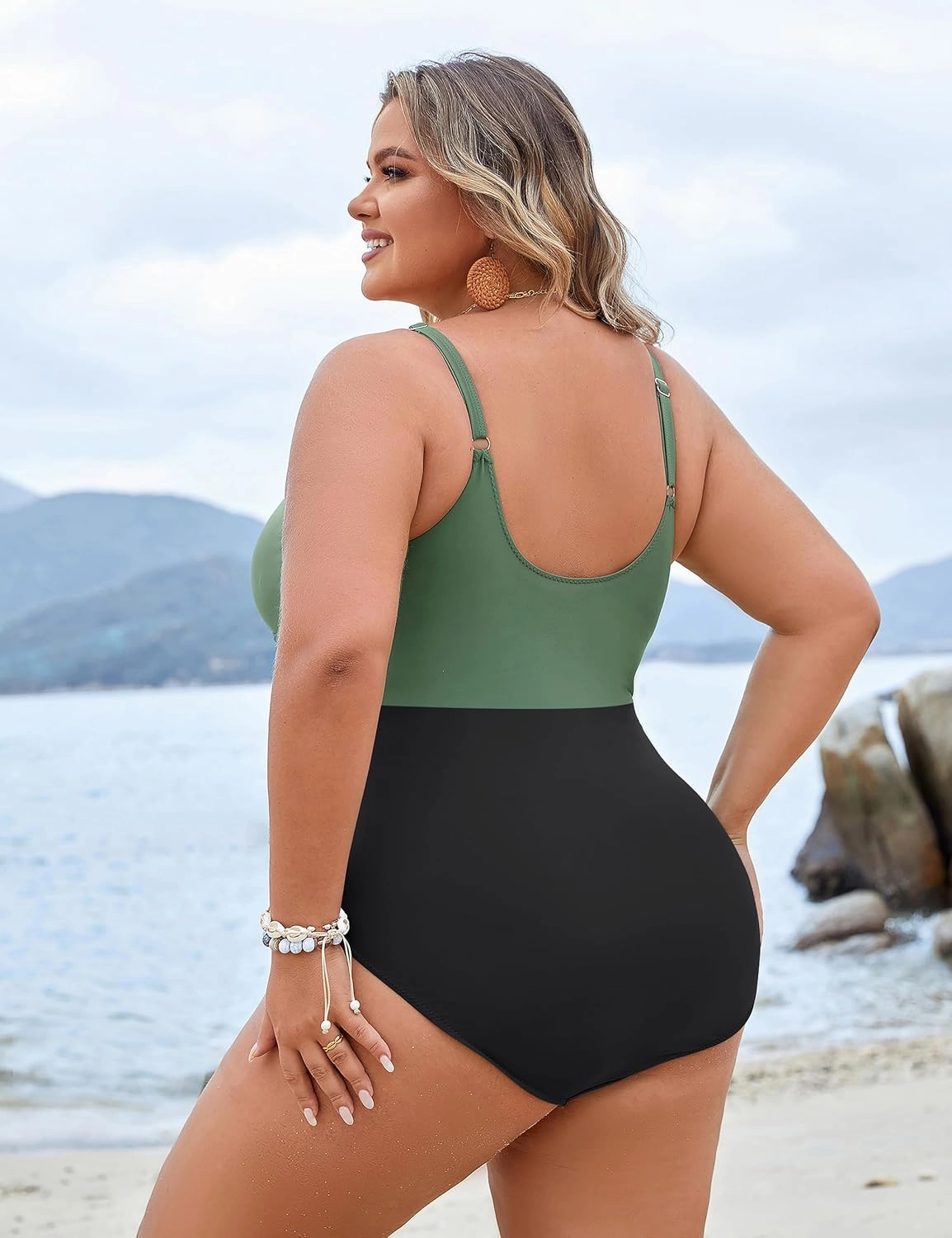 Blooming Jelly Womens Plus Size Bathing Suit Tummy Control One Piece Swimsuit Twist Front Ruched Swimwear
