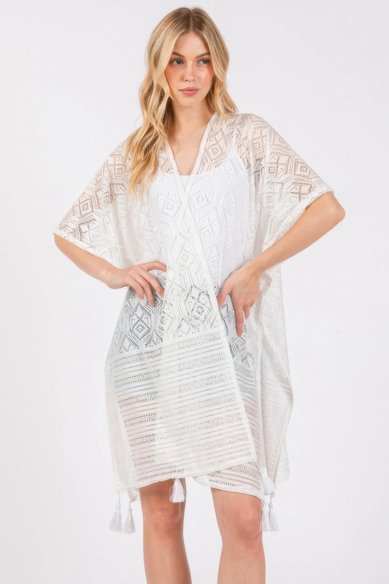 FASHNZFAB Geometric Pattern Tassel Cover Up