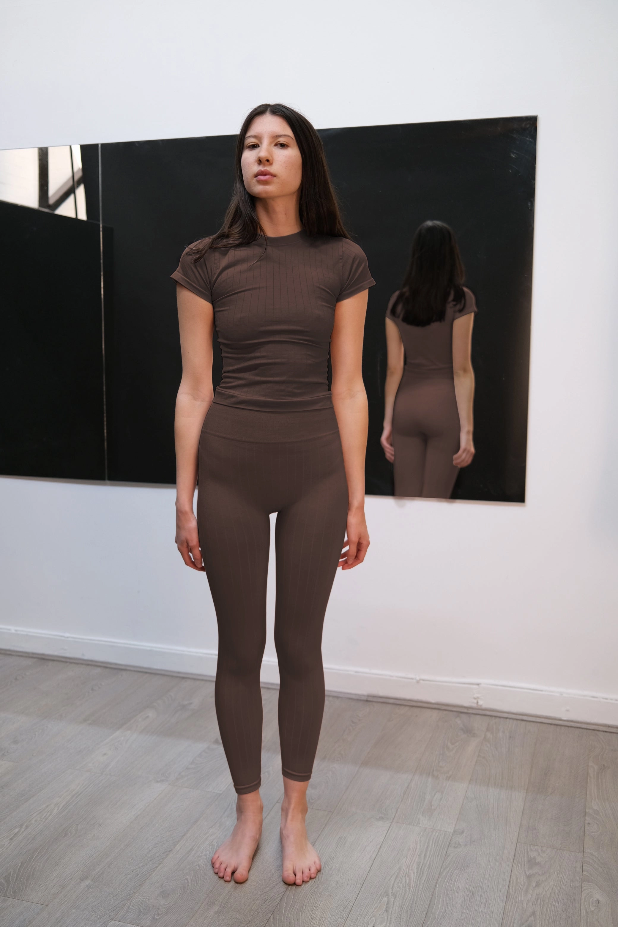 FLAT RIBBED SAPIENT T-Shirt | Chocolate Brown