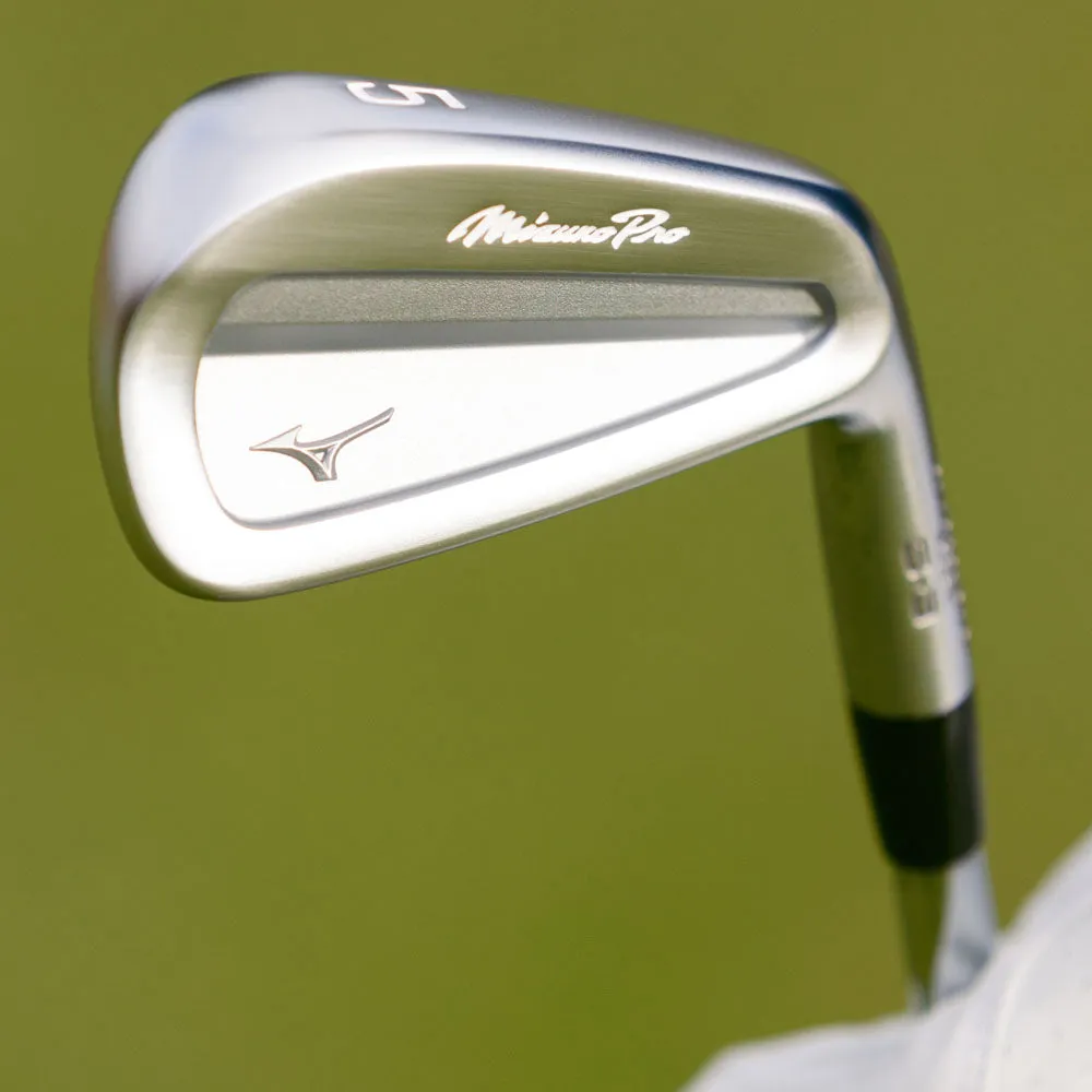 Mizuno Pro S-3 Irons - Graphite, Golf ball stamp kit, UV protection golf hat, Golf divot tool