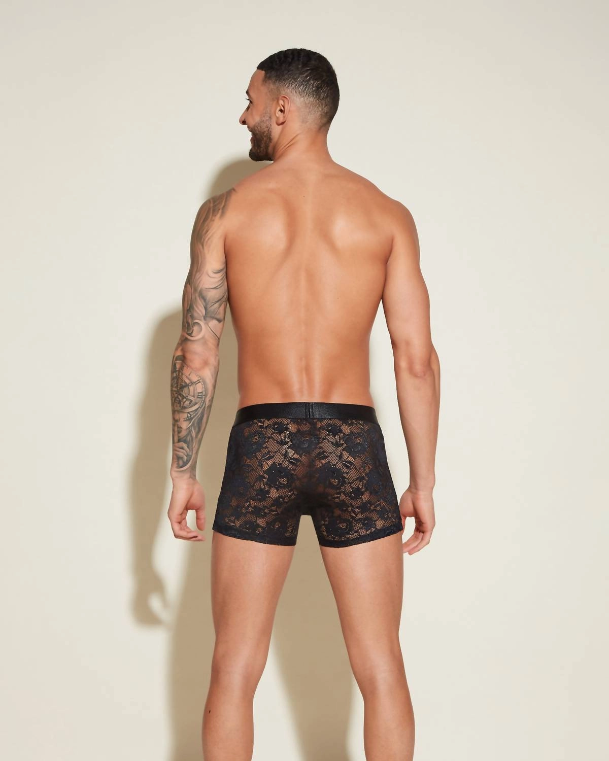 Never Say Never Form Classic Trunk In Black
