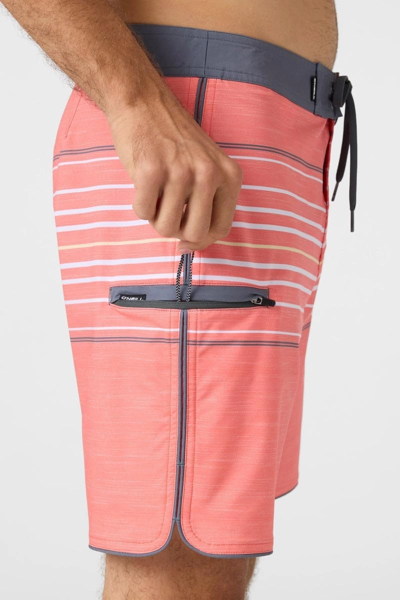 O'NEILL Men's Hyperfreak Heat Stripe Scallop Boardshorts