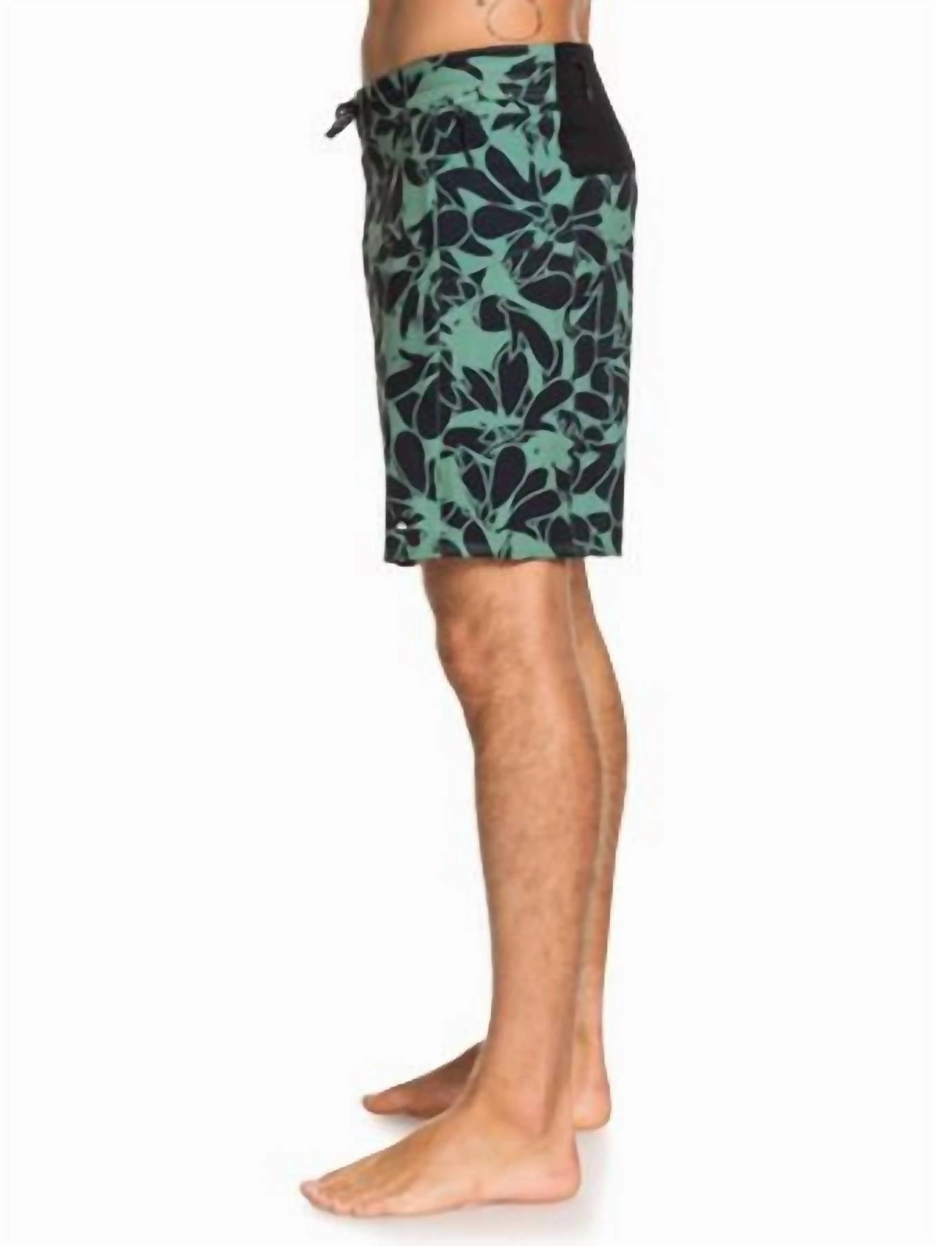 Paddler Boardshort In Dark Ivy