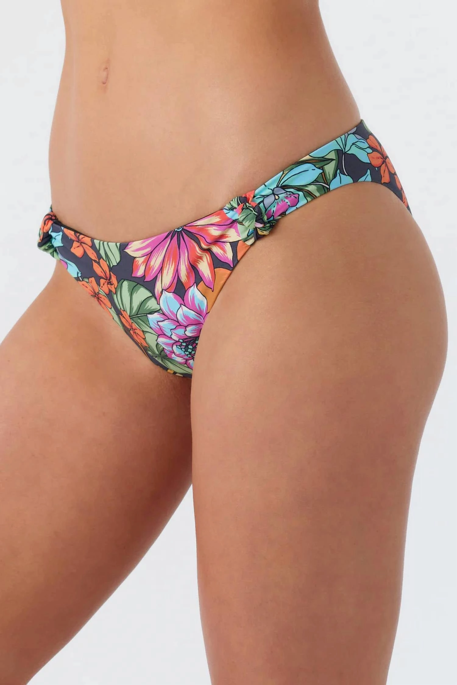 Reina Tropical Alamitos Bottom In Black