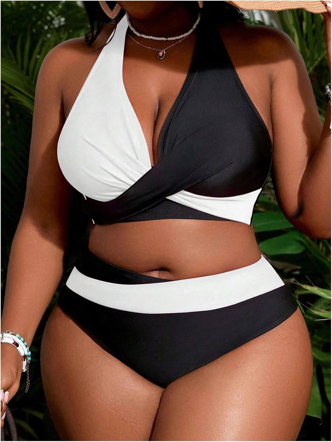 SOLY HUX Women's Plus Size Swimsuit Color Block Halter Criss Cross Bikini Sets Two Piece Bathing Suit