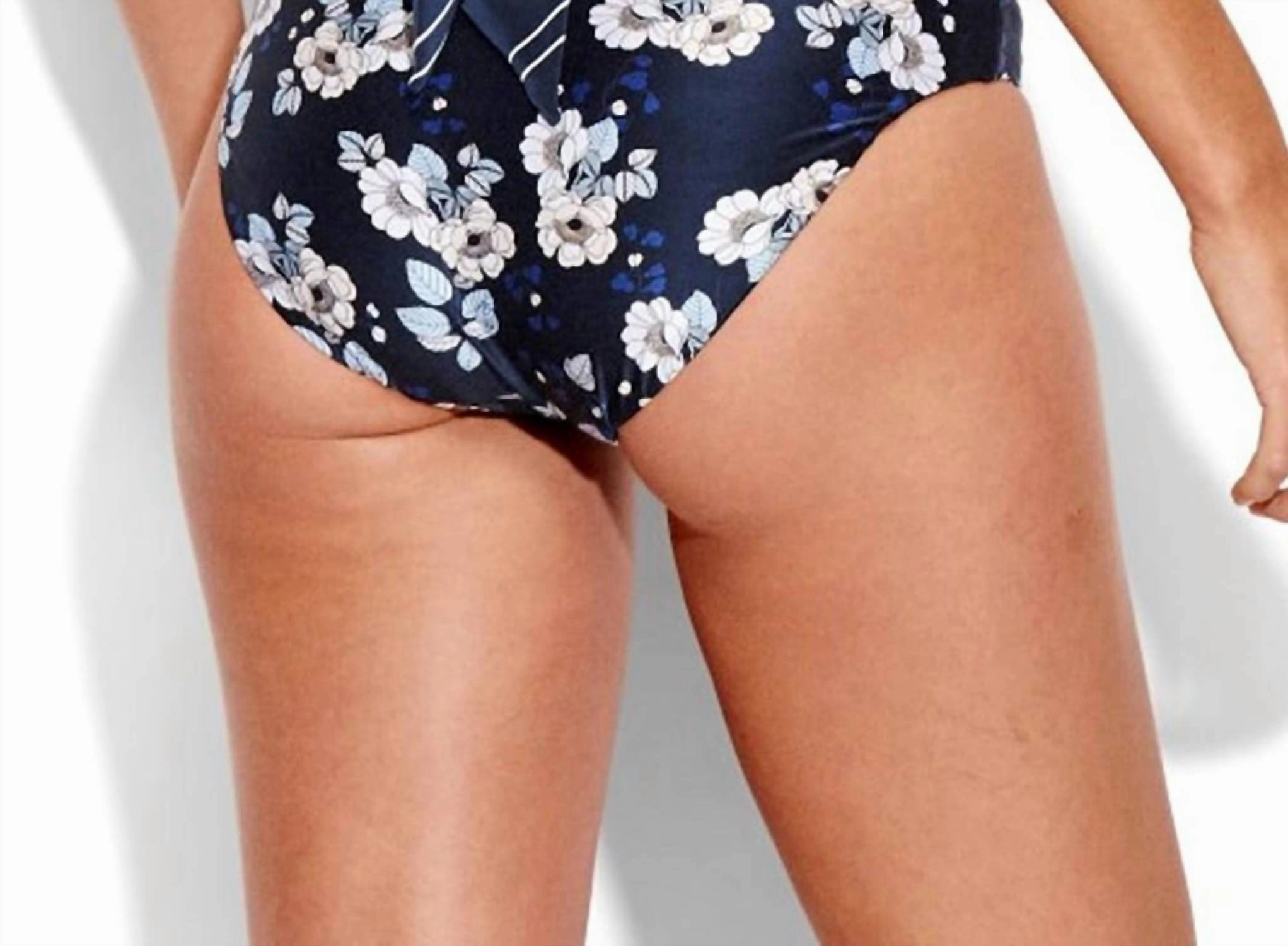 Splendour Reversible Hipster Bottom In Indigo