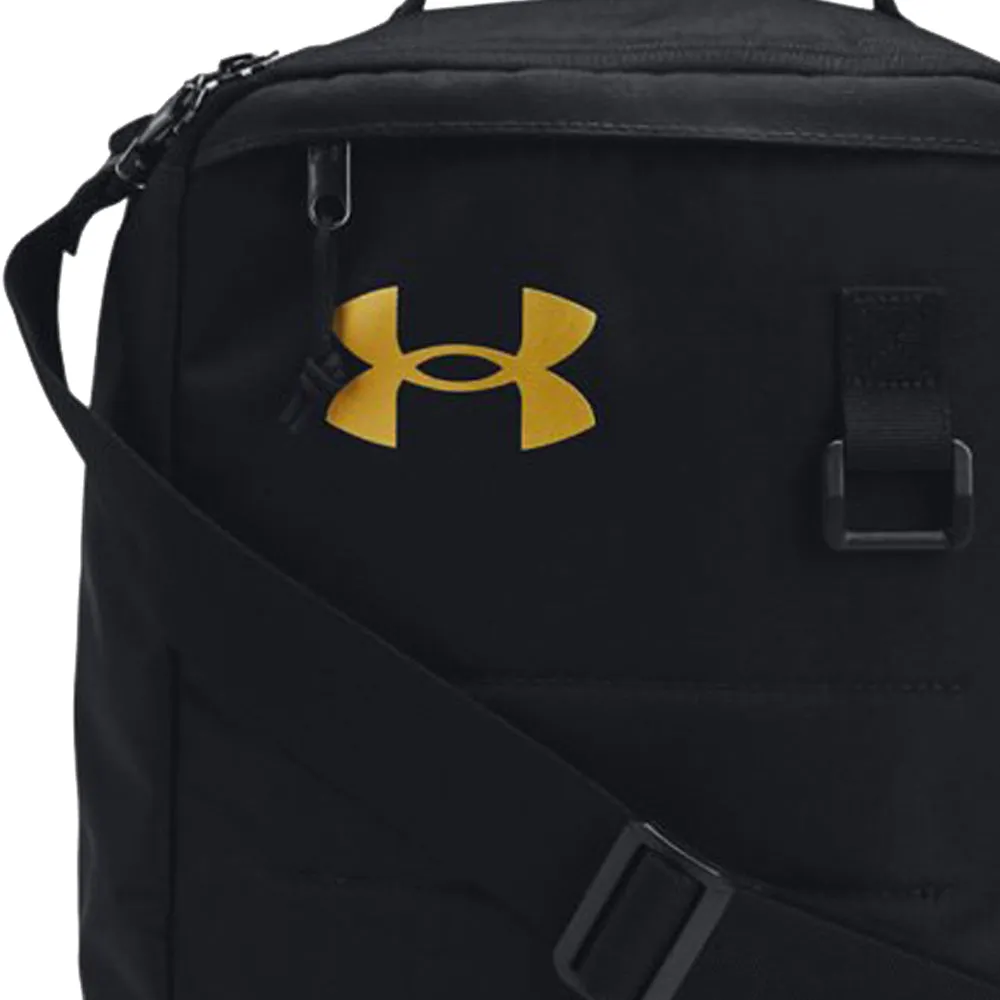 Under Armour Contain Shoe Bag - Black/Metallic Gold, Golf putter for beginners