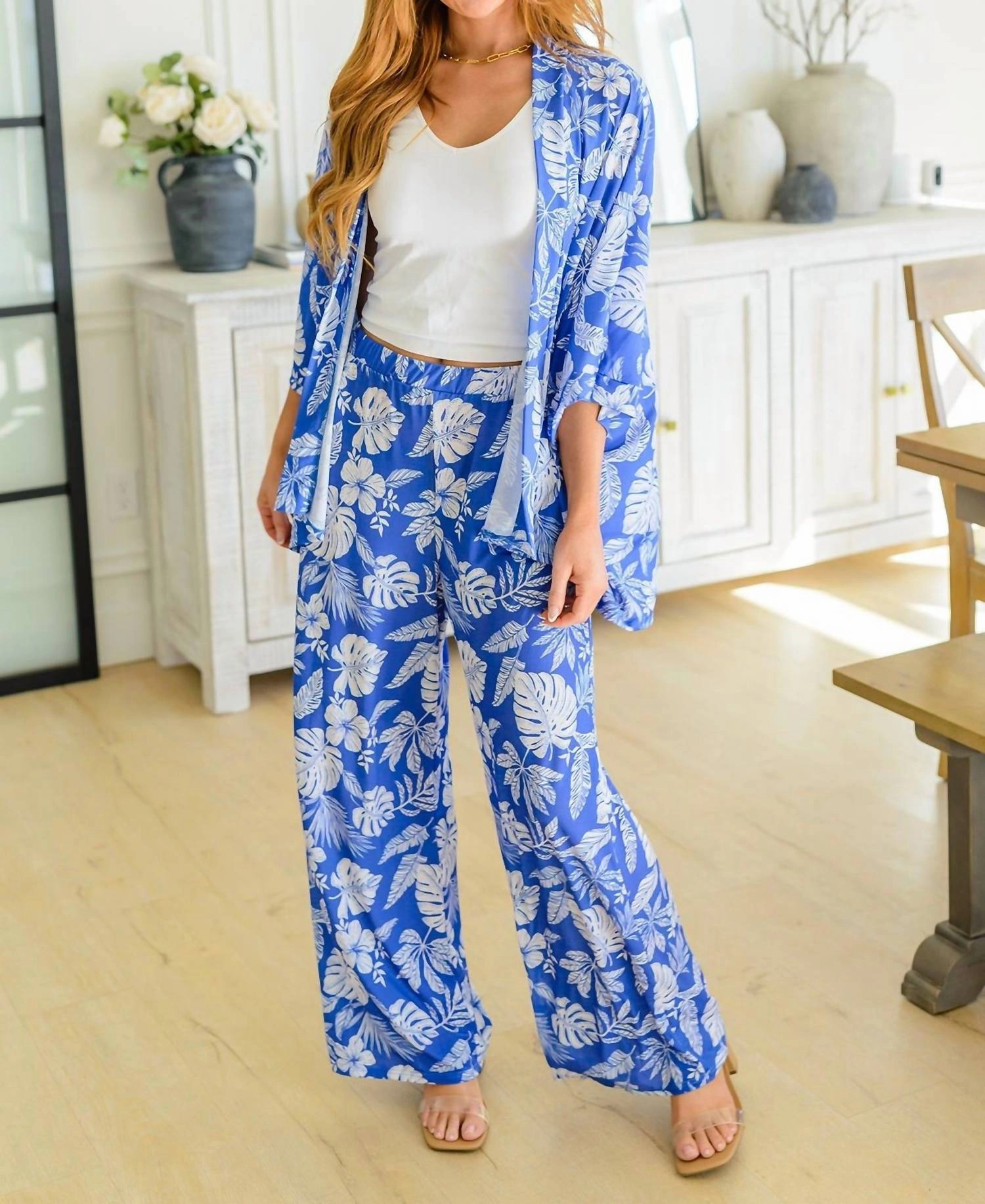 Tropical Stories Kimono In Blue